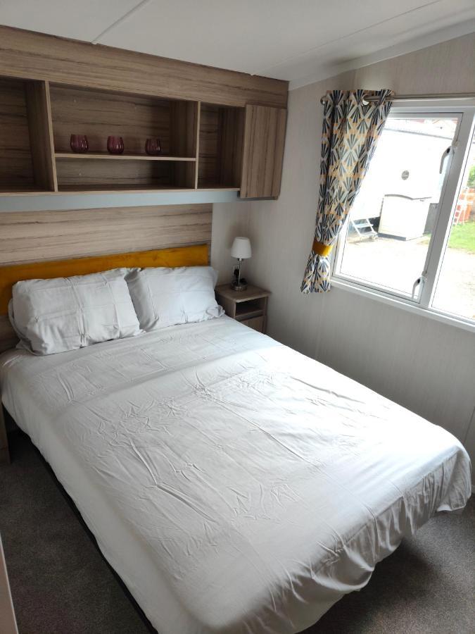J6 Static Caravan, Fairway Holiday Park Sandown Esterno foto