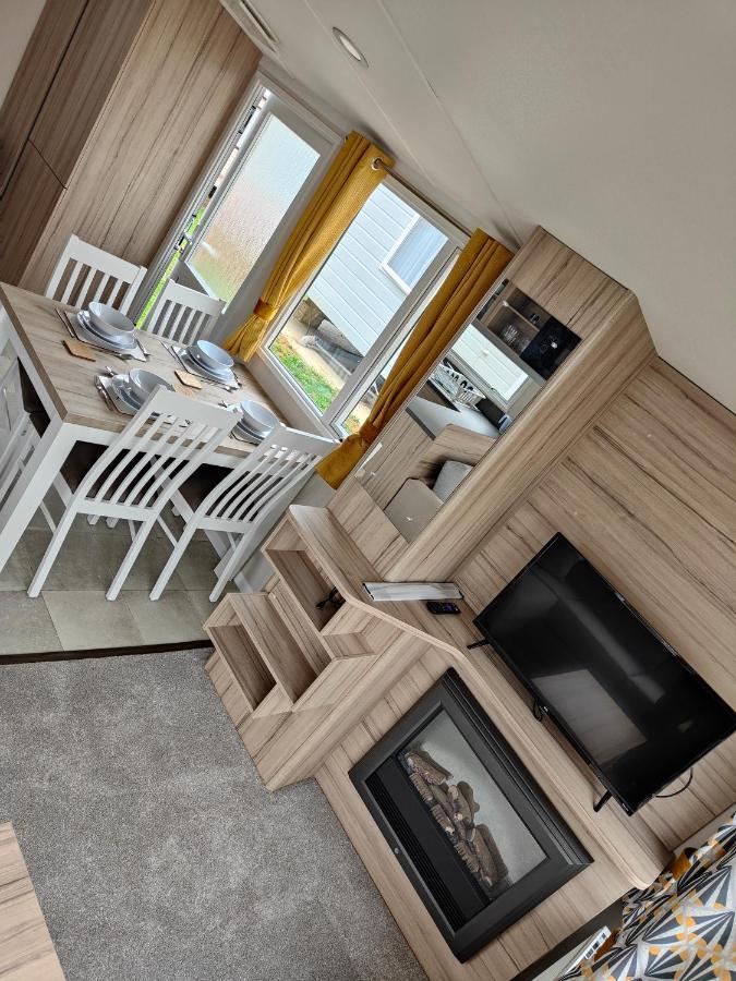 J6 Static Caravan, Fairway Holiday Park Sandown Esterno foto